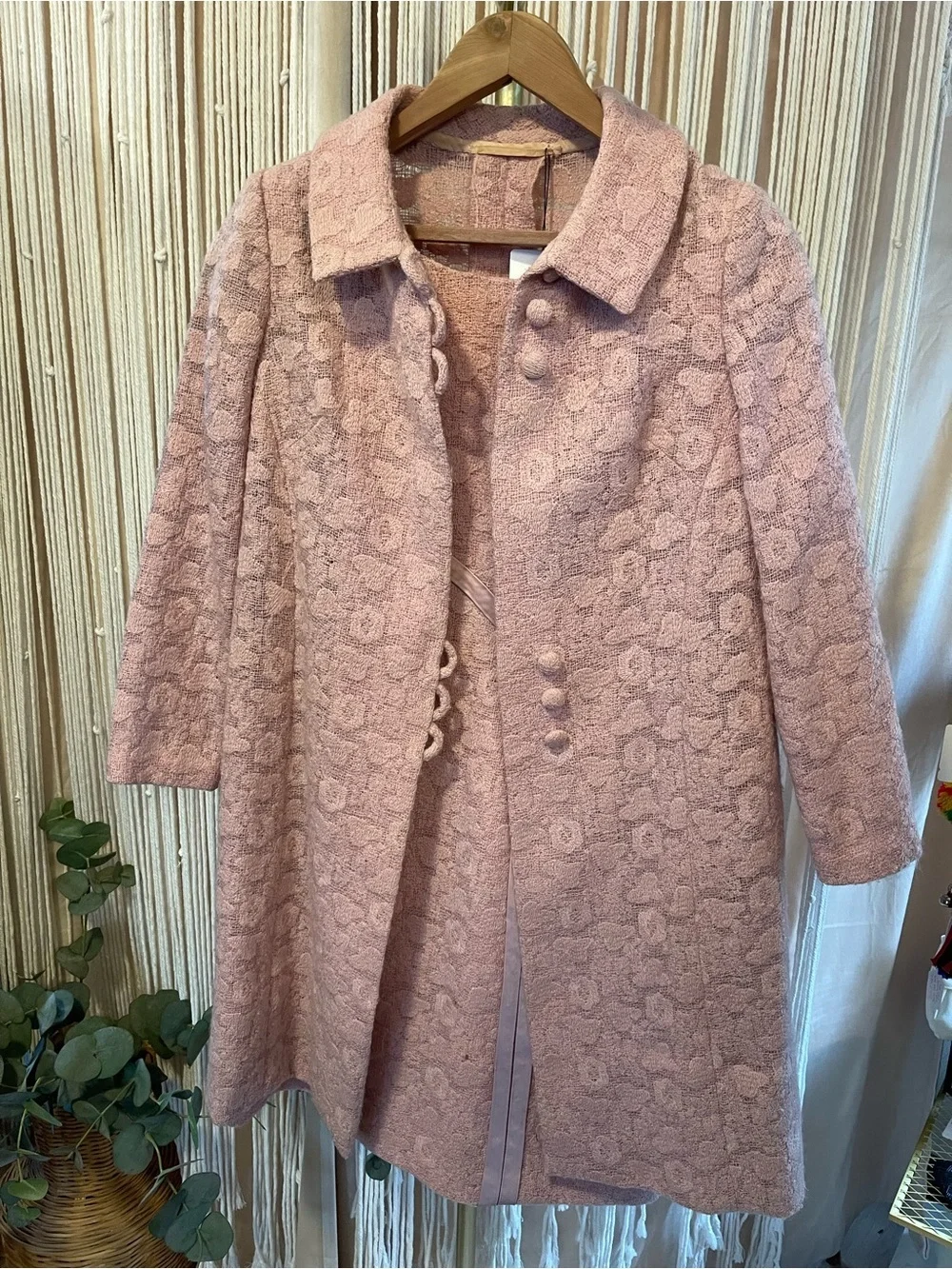 1950s/1960s vintage  light pink sleeveless dress and matching coat set